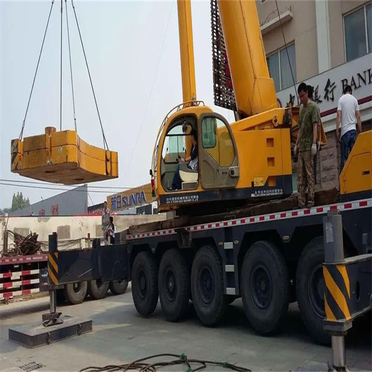 沈阳沈阳当地吊车出租|机器吊装|75吨|工厂搬迁服务实景
